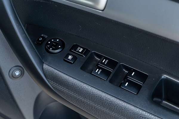 2013 Kia Sorento SLi XM