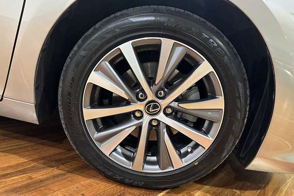 2021 Lexus ES ES300h Luxury AXZH10R