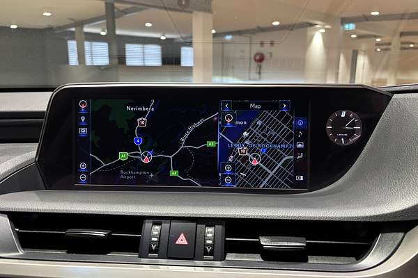 2021 Lexus ES ES300h Luxury AXZH10R