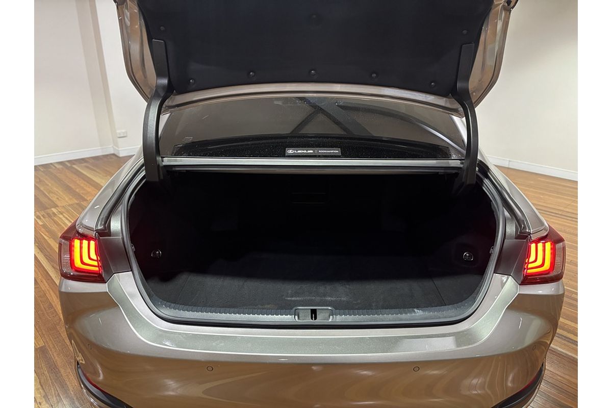 2021 Lexus ES ES300h Luxury AXZH10R
