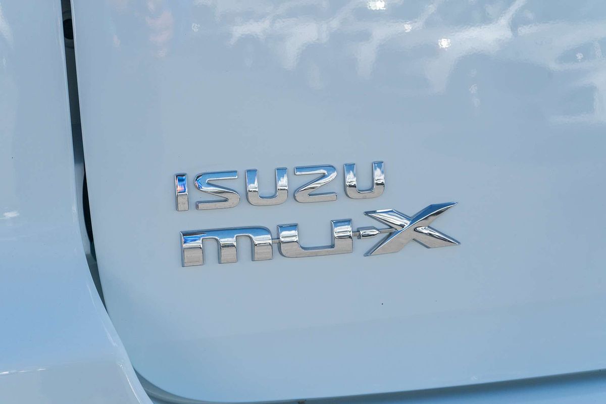 2019 Isuzu MU-X LS-M