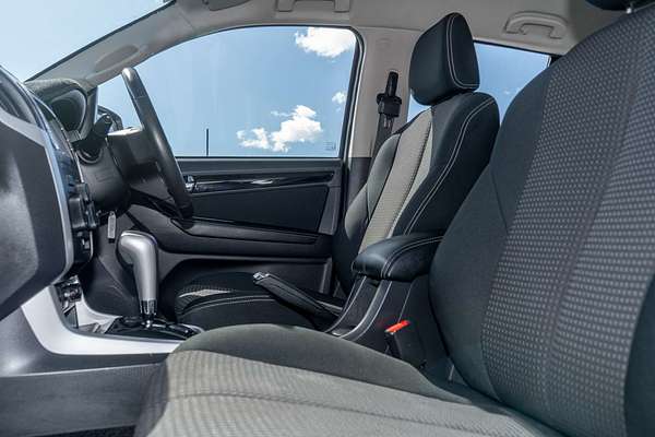 2019 Isuzu MU-X LS-M