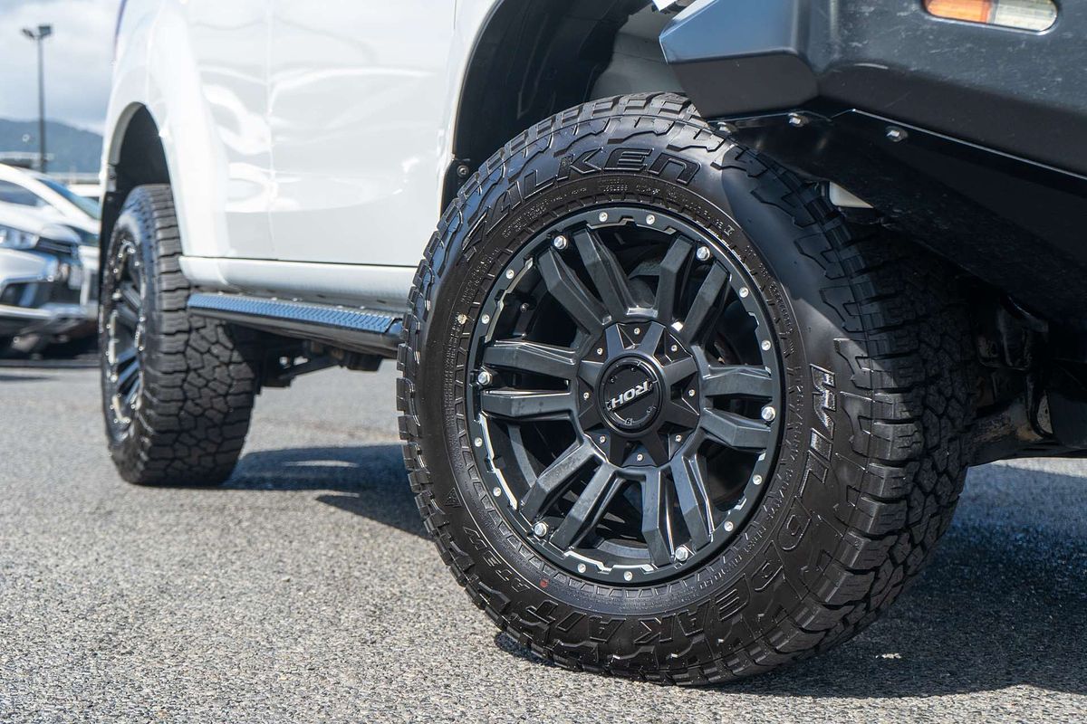 2019 Isuzu MU-X LS-M