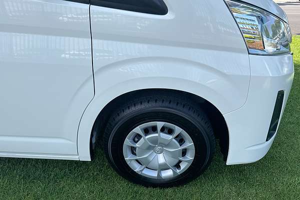 2022 Toyota Hiace GDH300R LWB