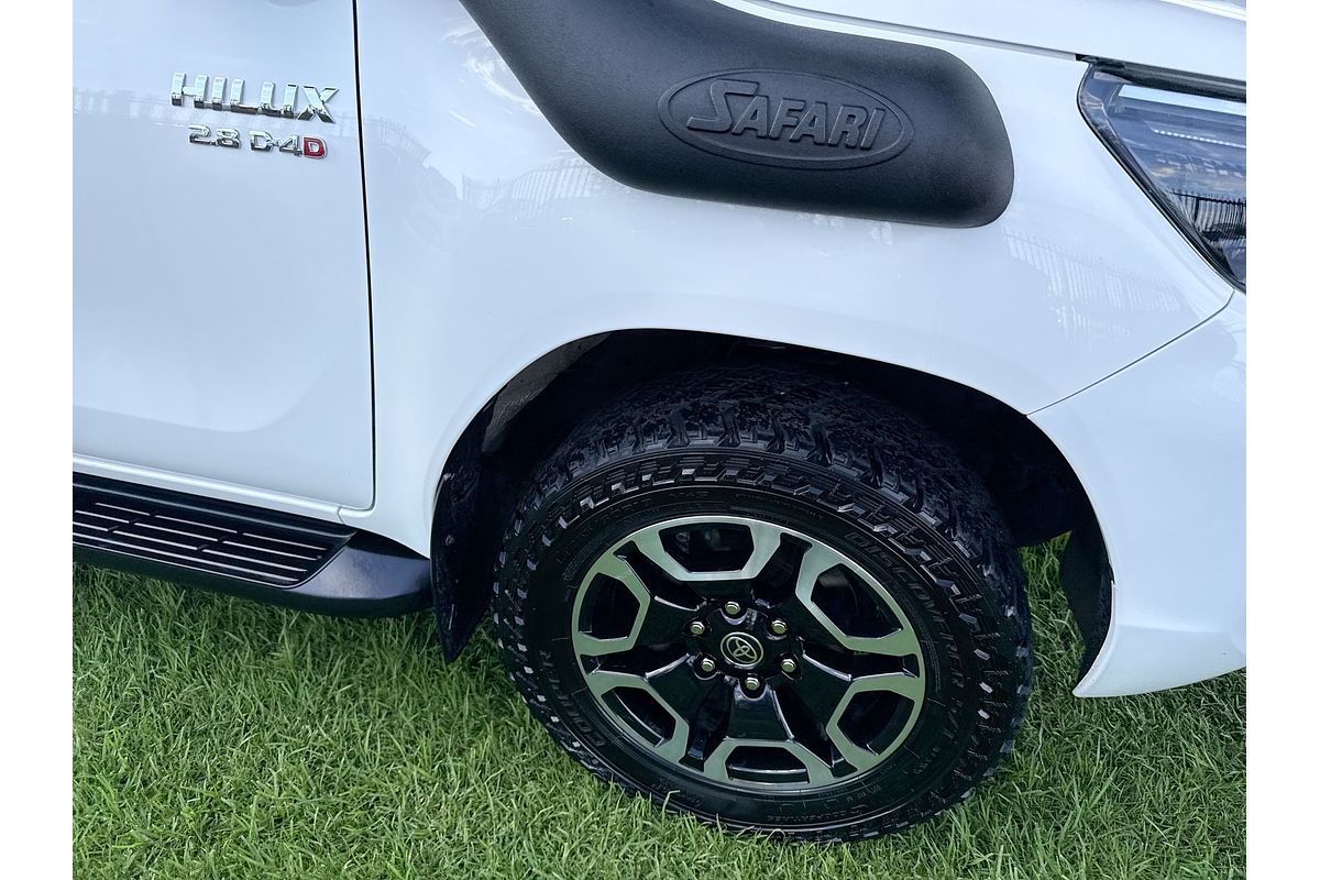 2022 Toyota Hilux SR5 GUN126R 4X4