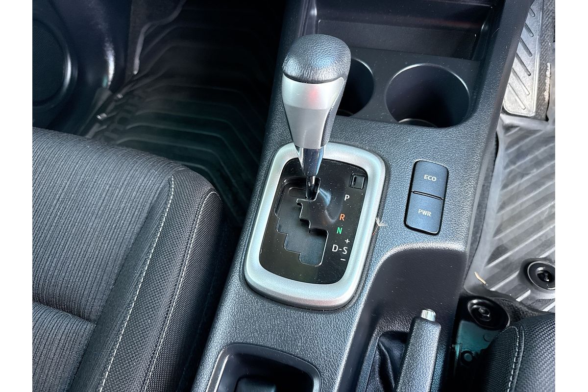 2022 Toyota Hilux SR5 GUN126R 4X4