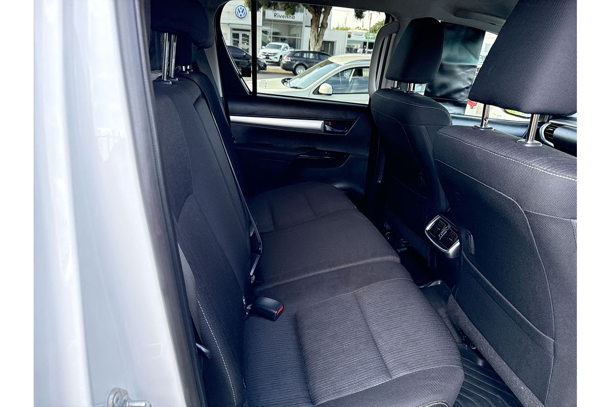 2022 Toyota Hilux SR5 GUN126R 4X4
