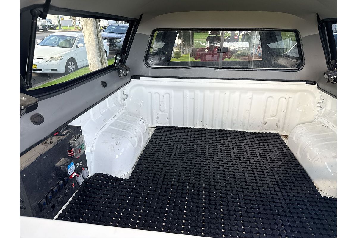 2022 Toyota Hilux SR5 GUN126R 4X4