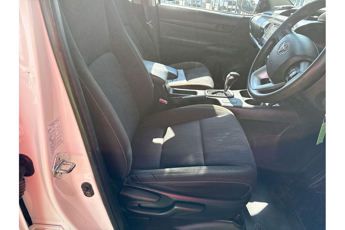 2020 Toyota Hilux SR GUN126R 4X4