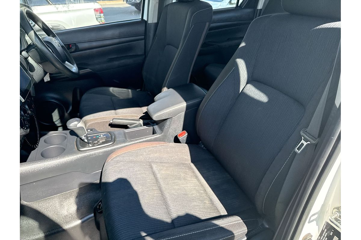 2020 Toyota Hilux SR GUN126R 4X4