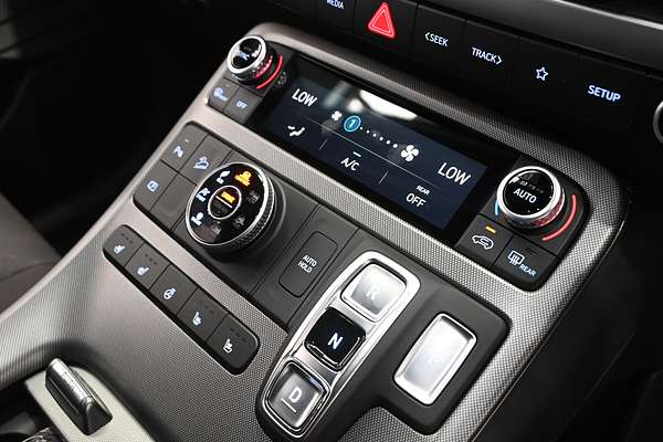 2024 Hyundai Palisade Calligraphy Black Ink LX2.V4