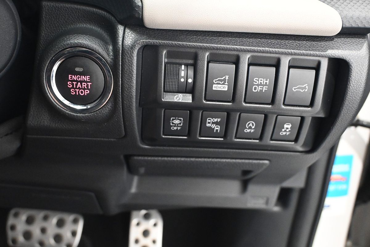 2023 Subaru Forester 2.5i-S 50 Years Edition S5