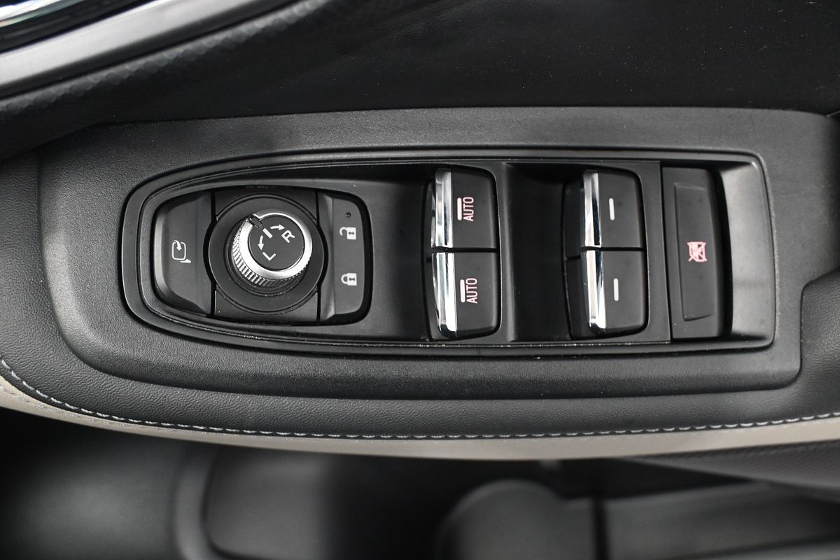 2023 Subaru Forester 2.5i-S 50 Years Edition S5
