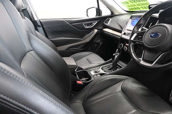 2023 Subaru Forester 2.5i-S 50 Years Edition S5
