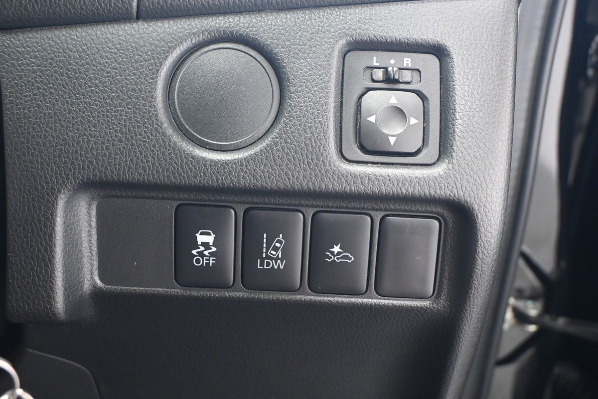 2021 Mitsubishi Triton GLX-R MR 4X4