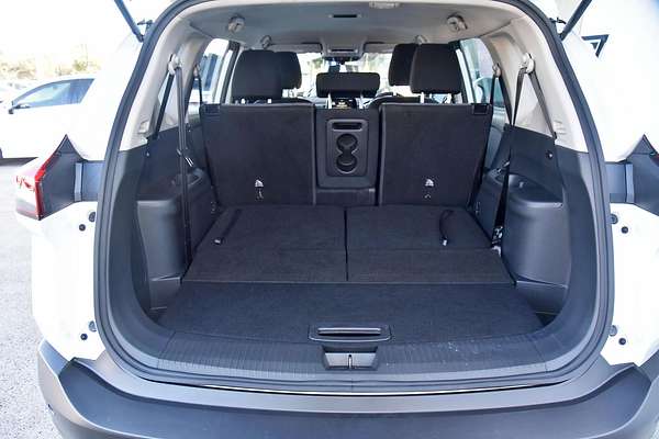 2024 Nissan X-TRAIL ST T33