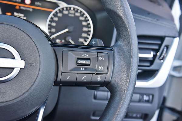 2024 Nissan X-TRAIL ST T33
