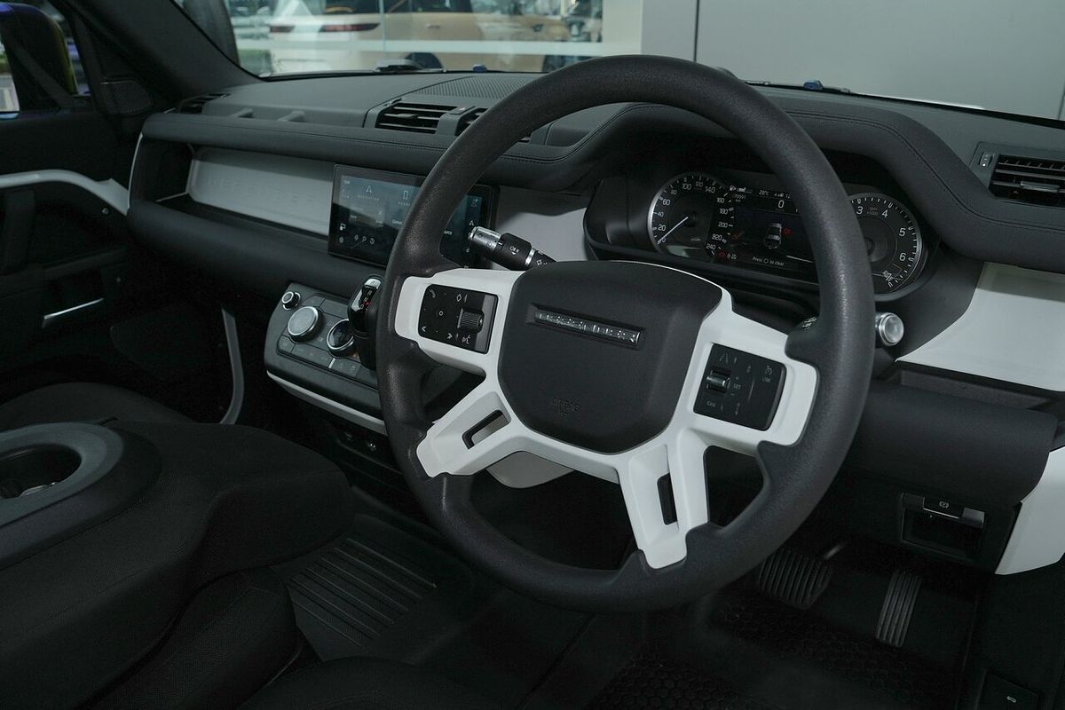 2021 Land Rover Defender 90 P300 S L663
