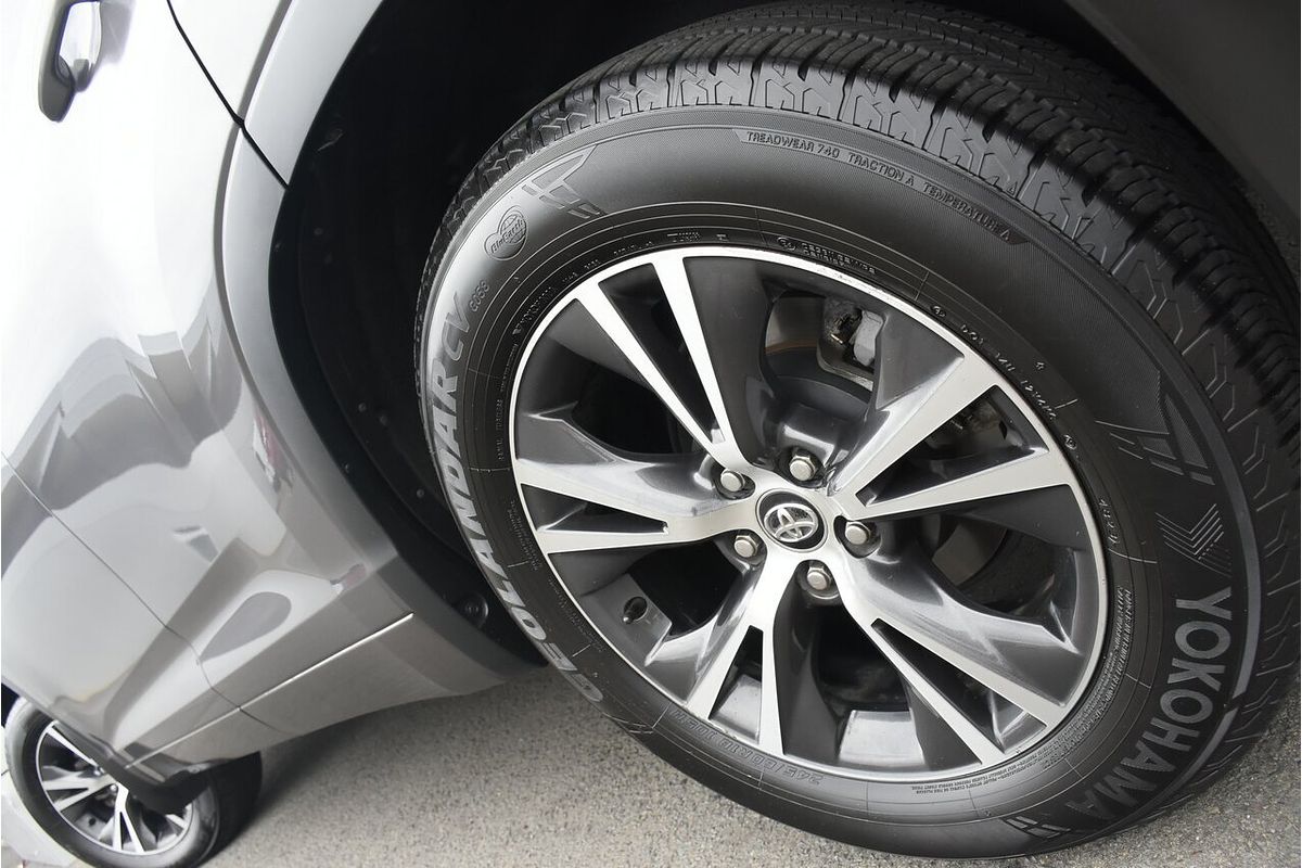2017 Toyota Kluger GX GSU55R