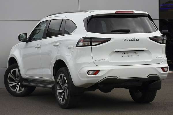 2022 Isuzu MU-X LS-T
