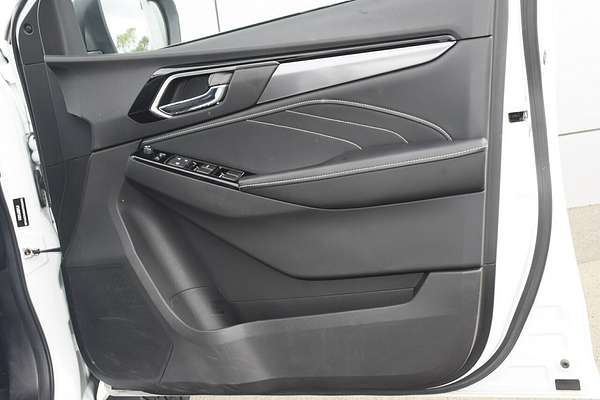 2022 Isuzu MU-X LS-T
