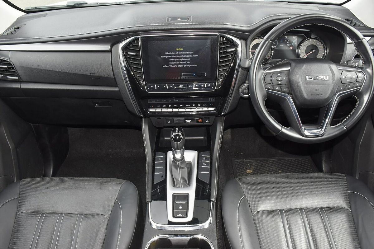 2022 Isuzu MU-X LS-T