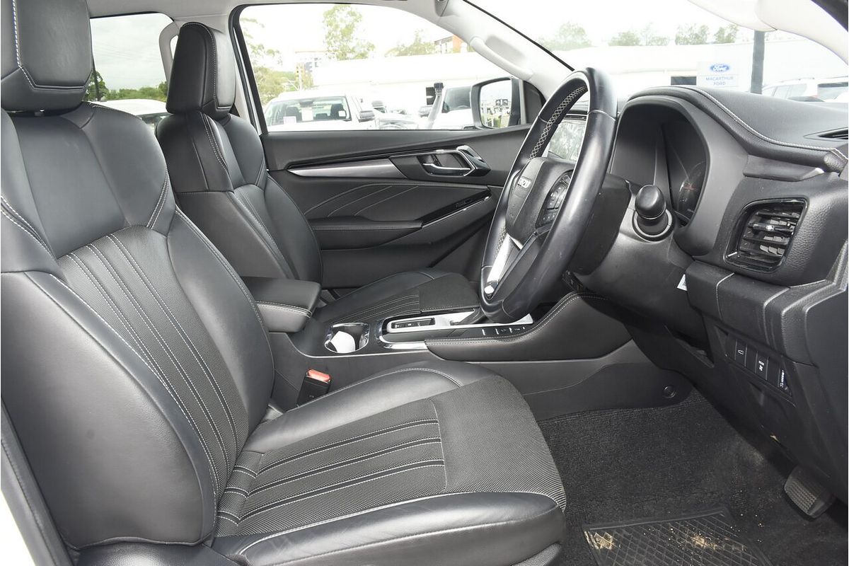 2022 Isuzu MU-X LS-T