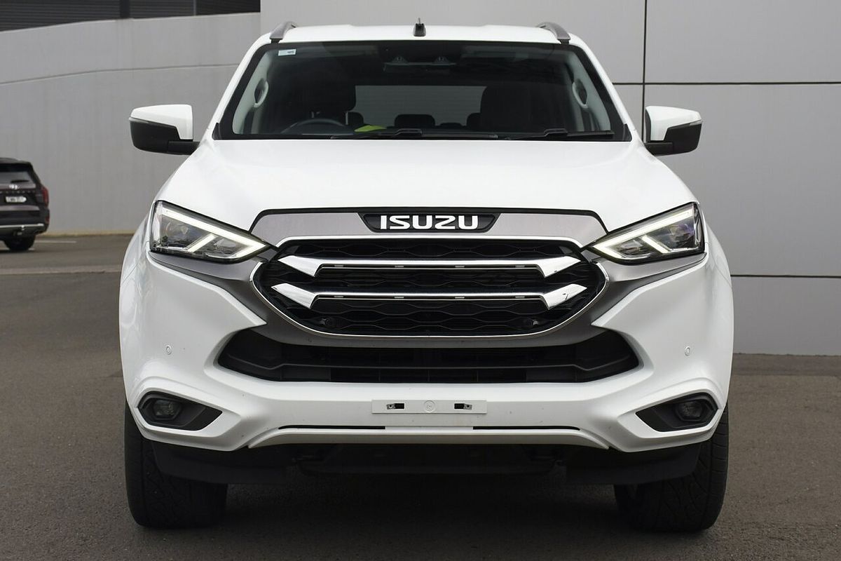 2022 Isuzu MU-X LS-T