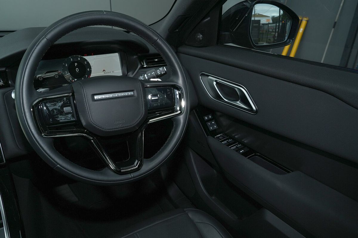 2023 Land Rover Range Rover Velar P250 Dynamic SE L560