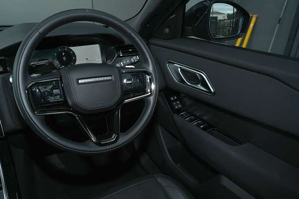2023 Land Rover Range Rover Velar P250 Dynamic SE L560