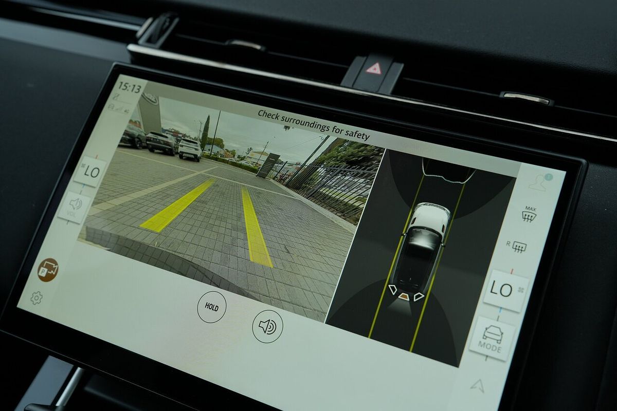 2023 Land Rover Range Rover Velar P250 Dynamic SE L560
