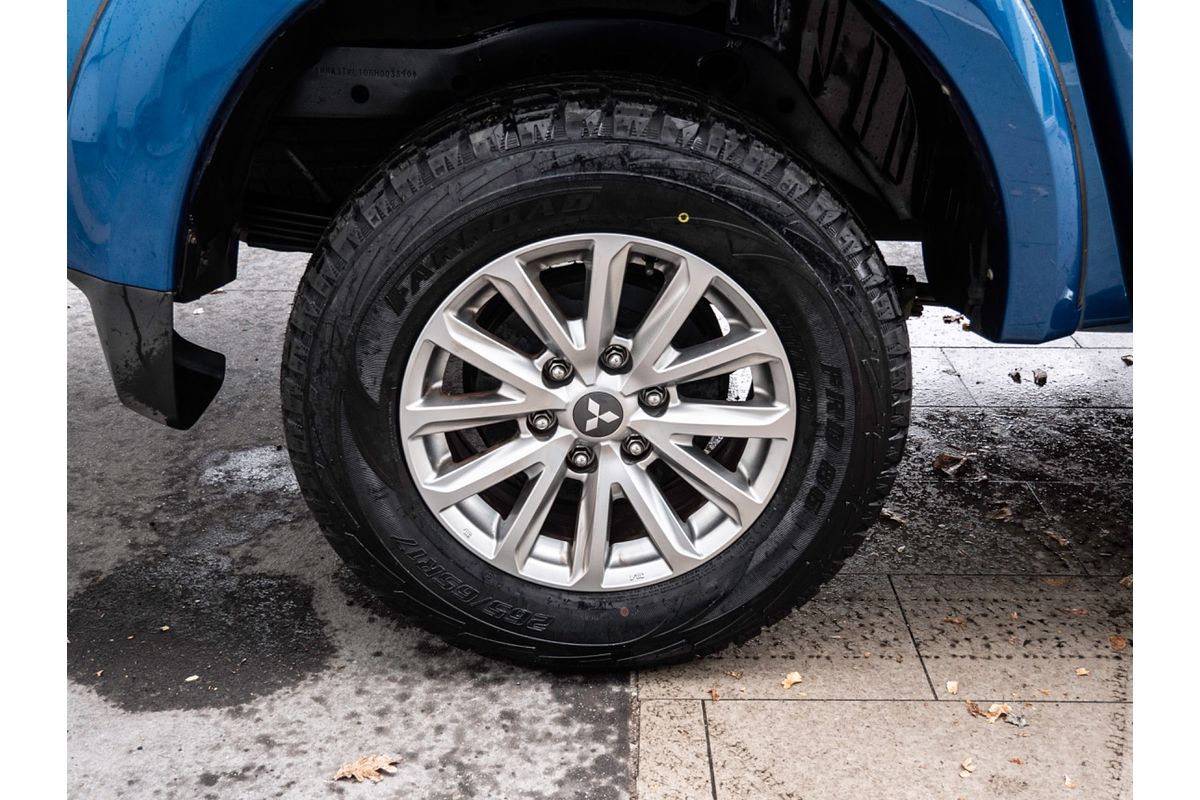 2015 Mitsubishi Triton Exceed MQ 4X4