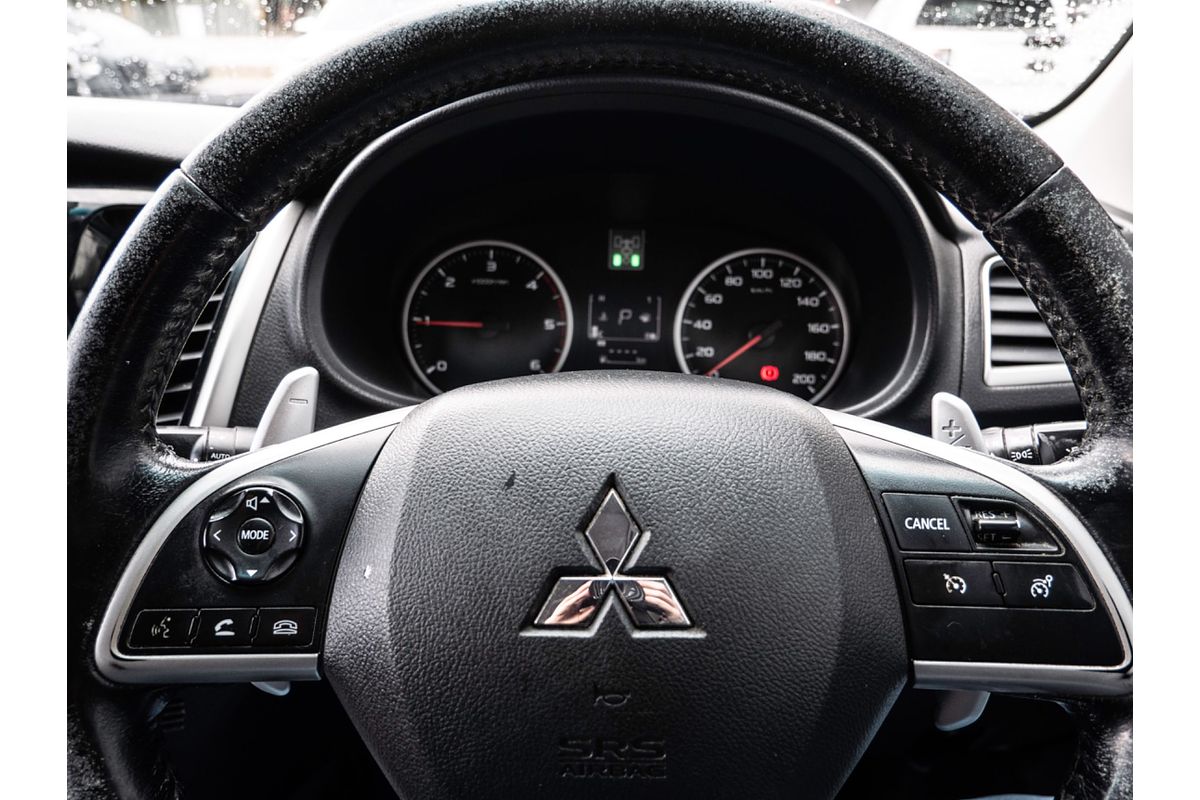 2015 Mitsubishi Triton Exceed MQ 4X4