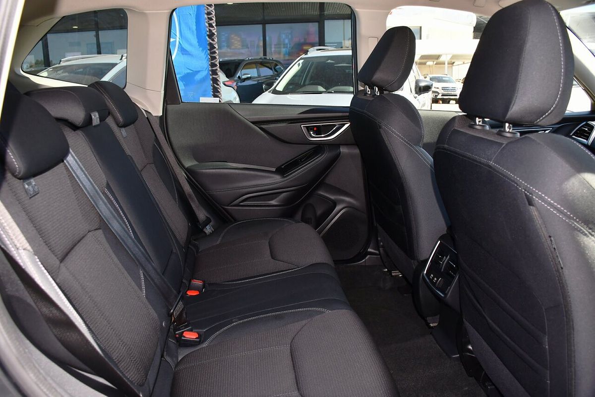 2023 Subaru Forester 2.5i S5