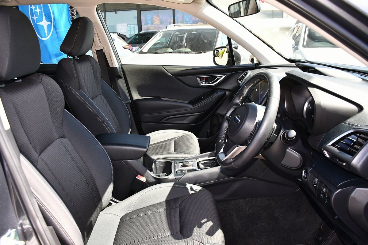 2023 Subaru Forester 2.5i S5