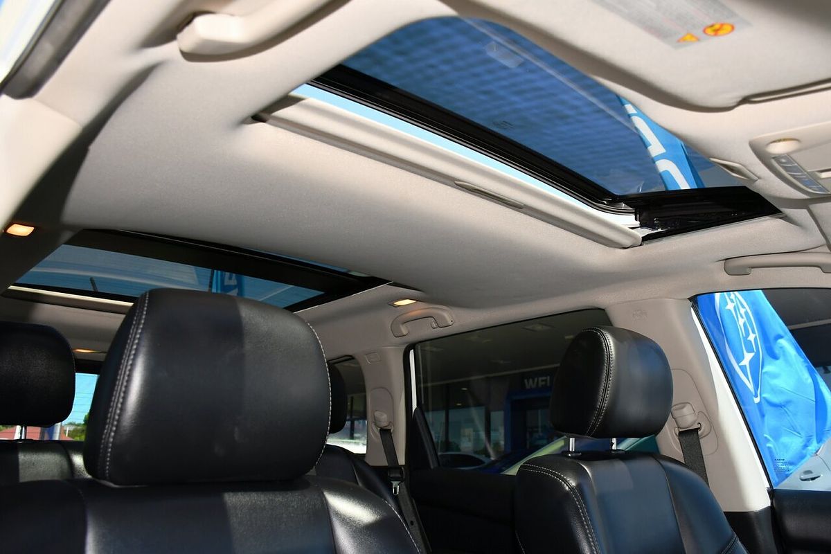 2017 Nissan Pathfinder ST-L R52 Series II