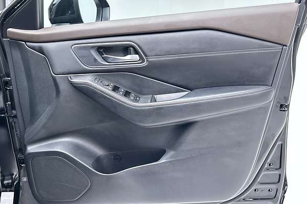 2023 Nissan X-TRAIL ST-L T33