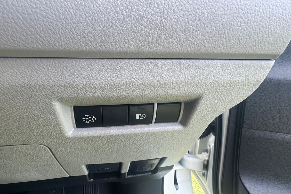 2023 Toyota Hiace GDH320R