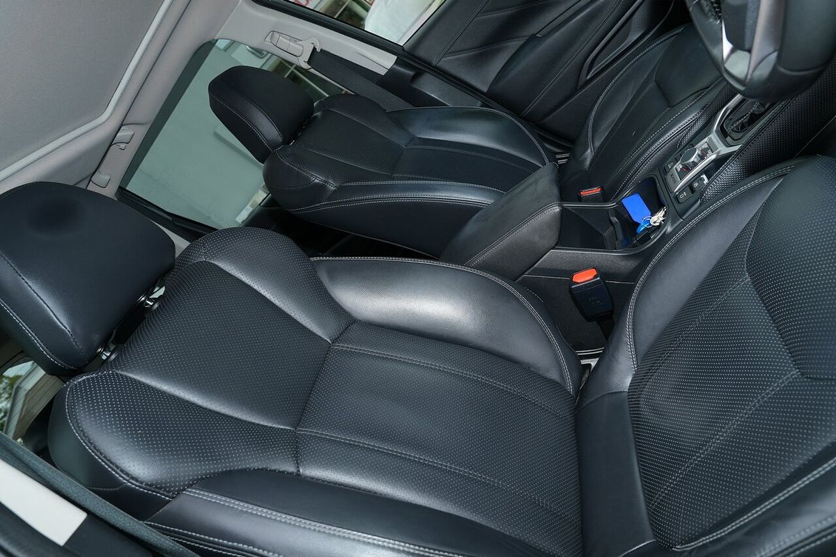 2020 Subaru Forester Hybrid S S5