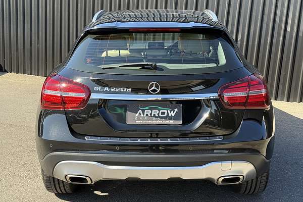 2017 Mercedes-Benz GLA-Class GLA220 d X156