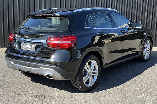 2017 Mercedes-Benz GLA-Class GLA220 d X156