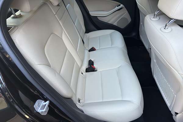 2017 Mercedes-Benz GLA-Class GLA220 d X156