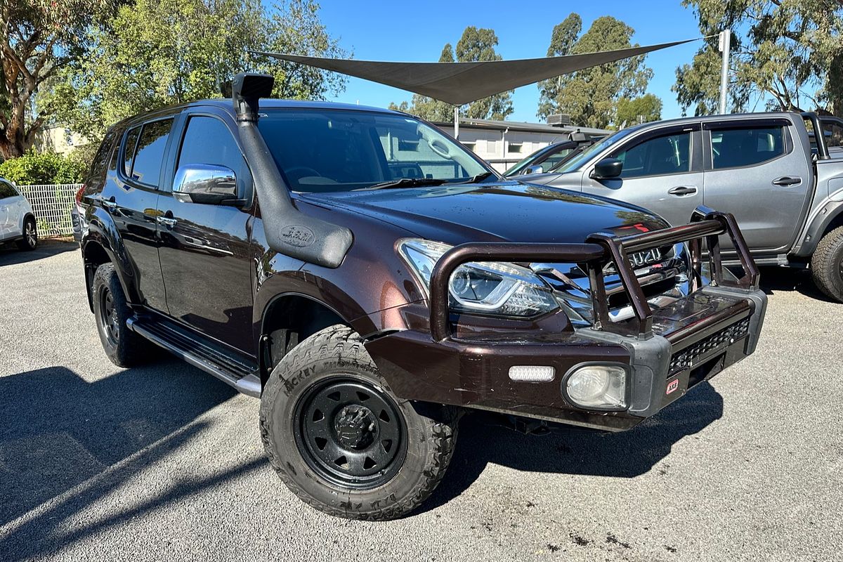 2018 Isuzu MU-X LS-T