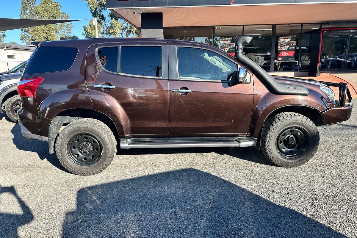 2018 Isuzu MU-X LS-T