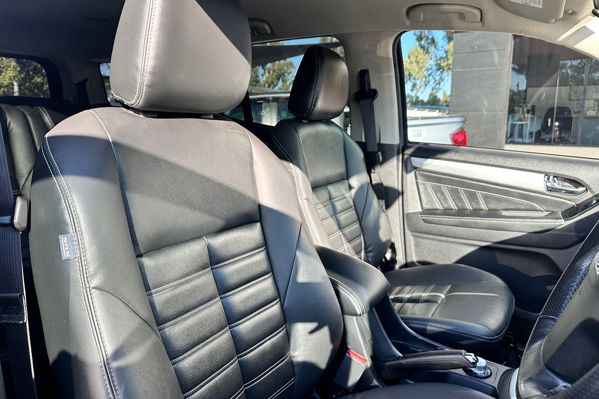 2018 Isuzu MU-X LS-T