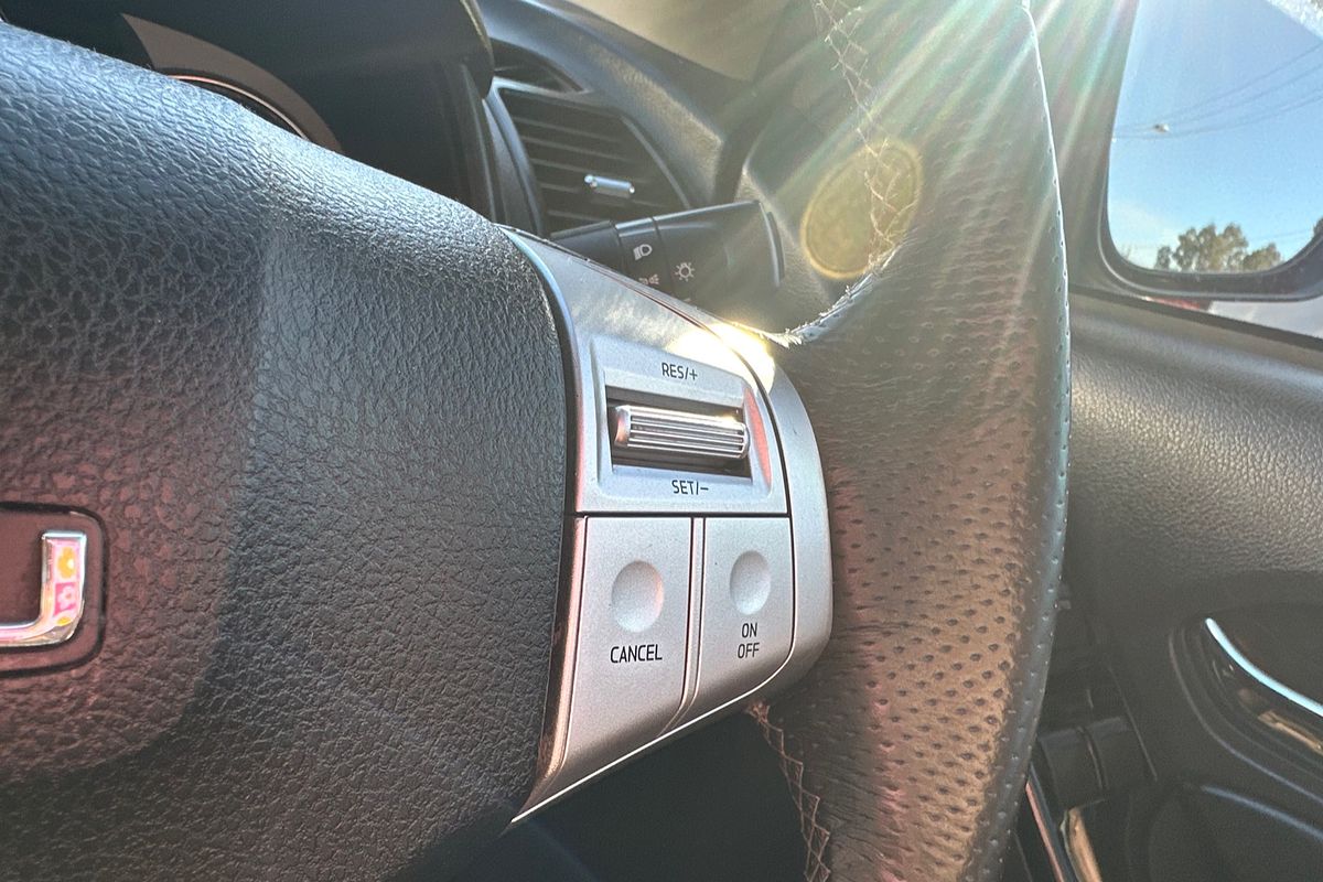 2018 Isuzu MU-X LS-T