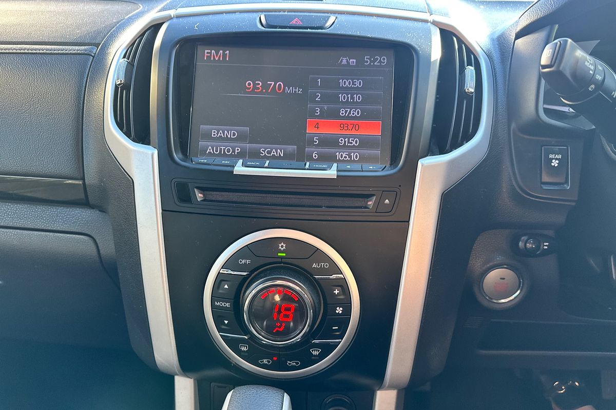 2018 Isuzu MU-X LS-T