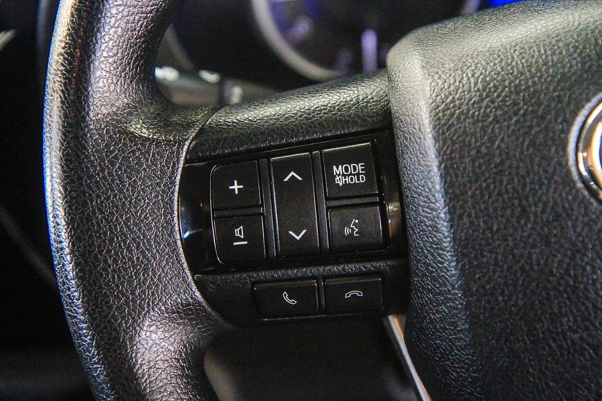 2016 Toyota Hilux SR GUN126R 4X4