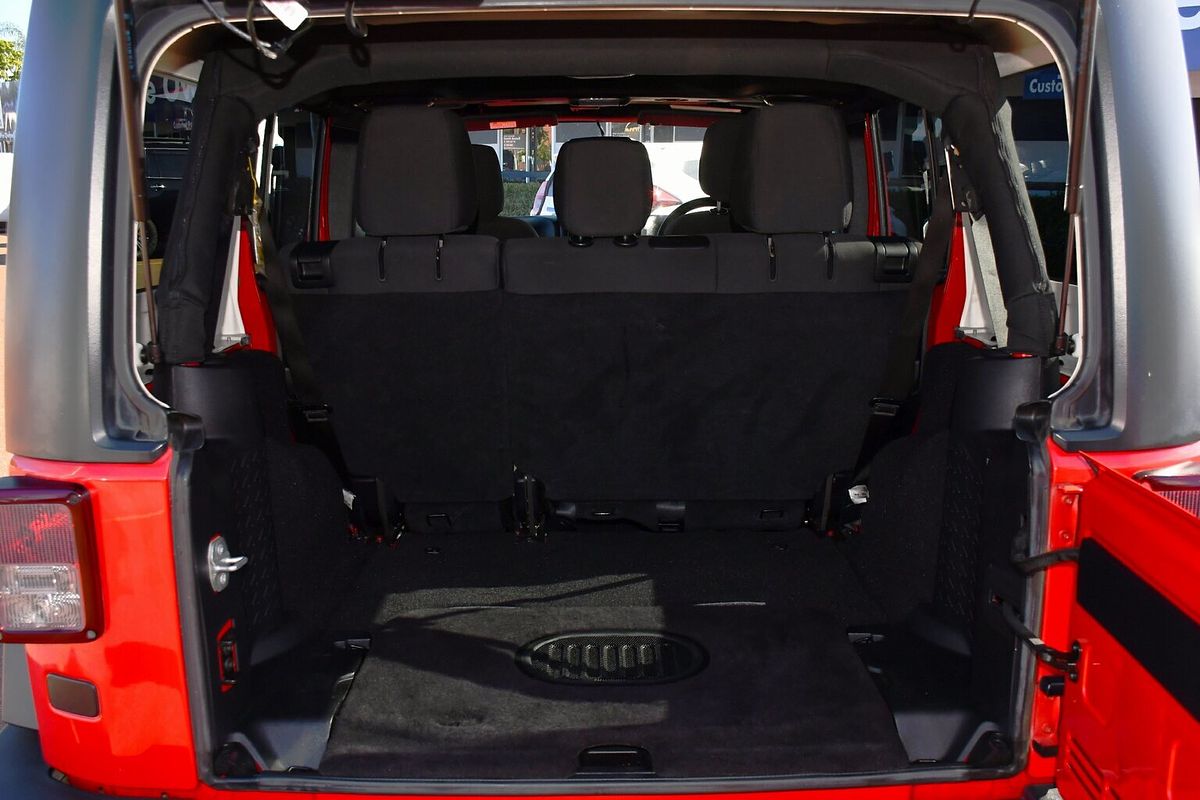 2015 Jeep Wrangler Unlimited Sport JK