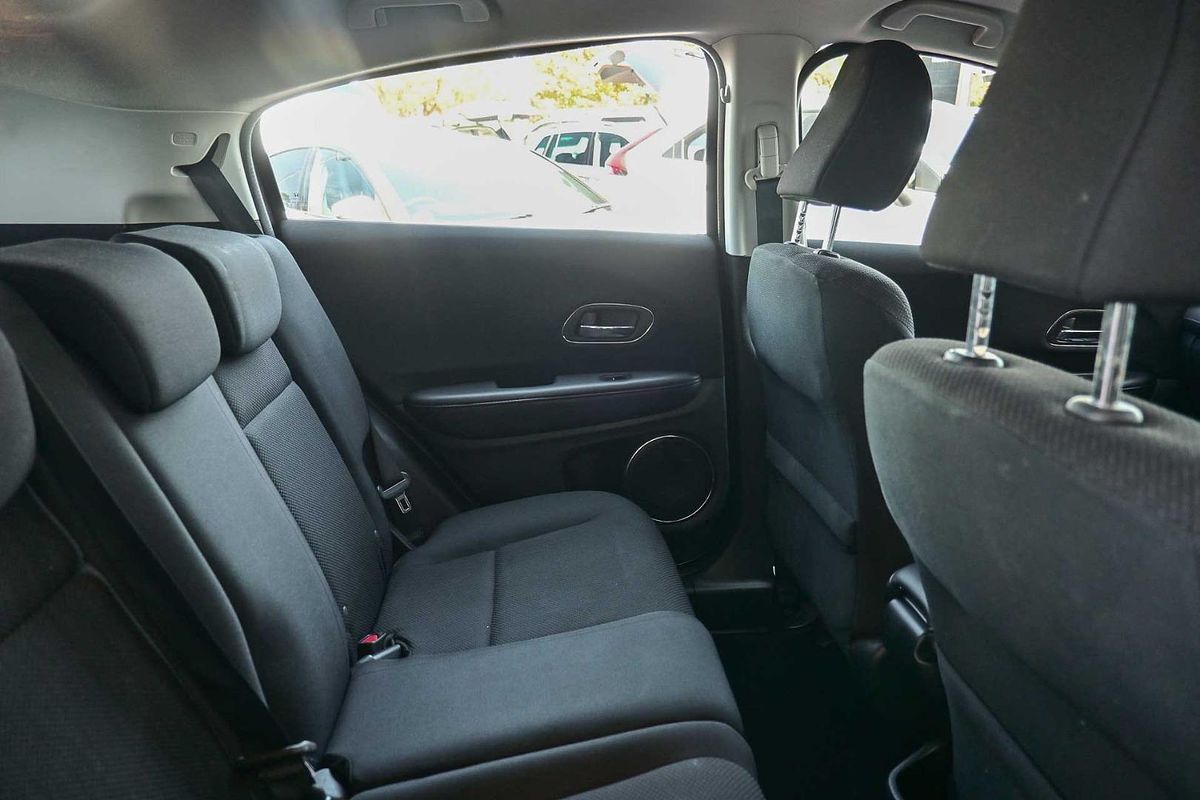 2016 Honda HR-V VTi-S